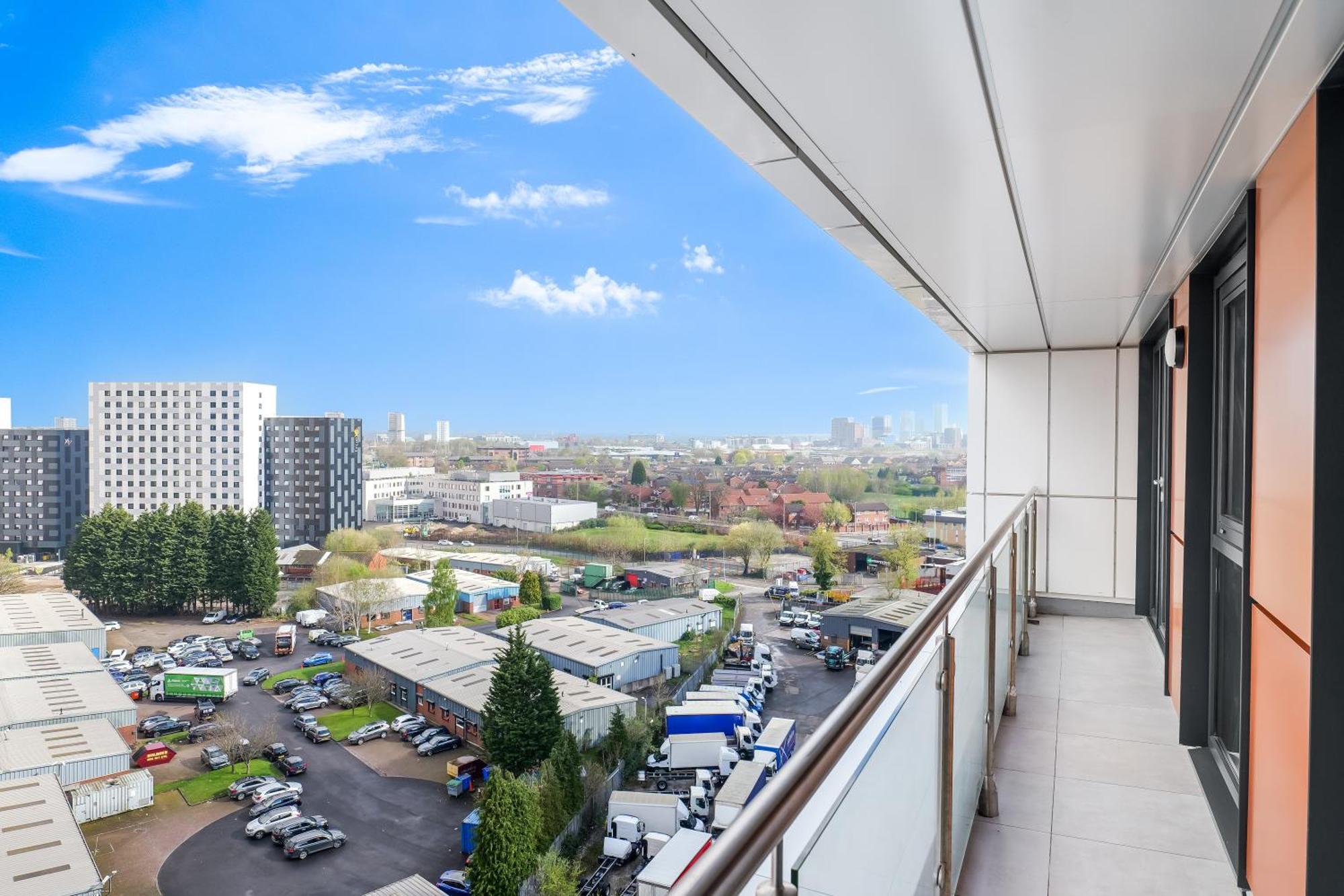 High Rise 2 Bedroom & 2 Bath Apartment With Parking, Balcony & Amazing View Manchester Buitenkant foto